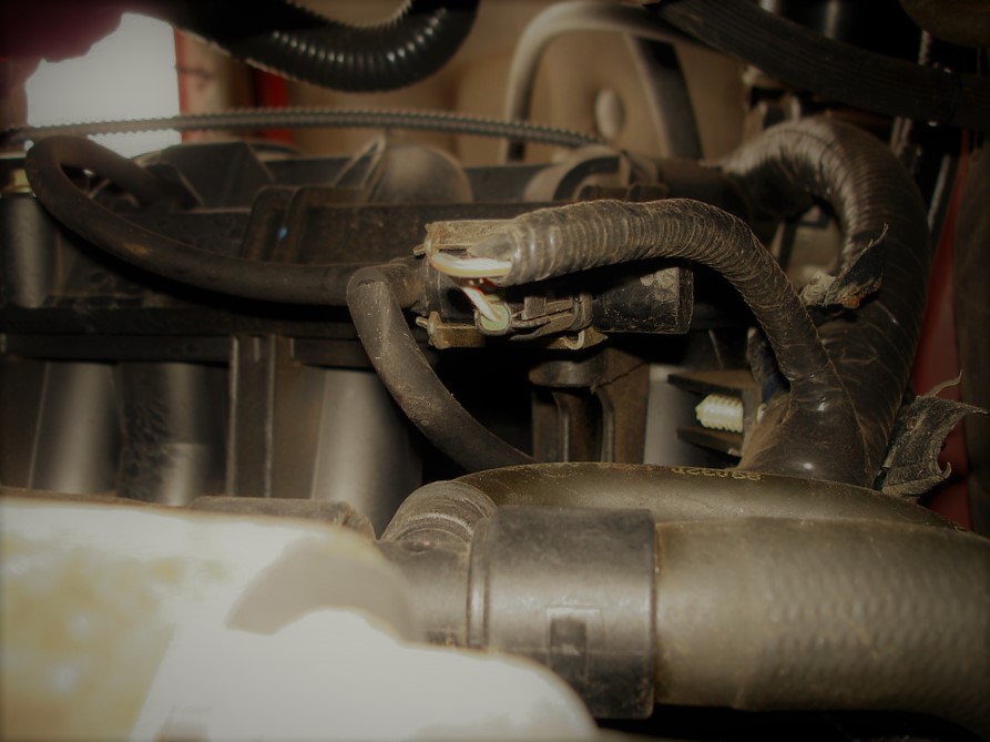 VACUUM LEAK AND ENGINE DANGER