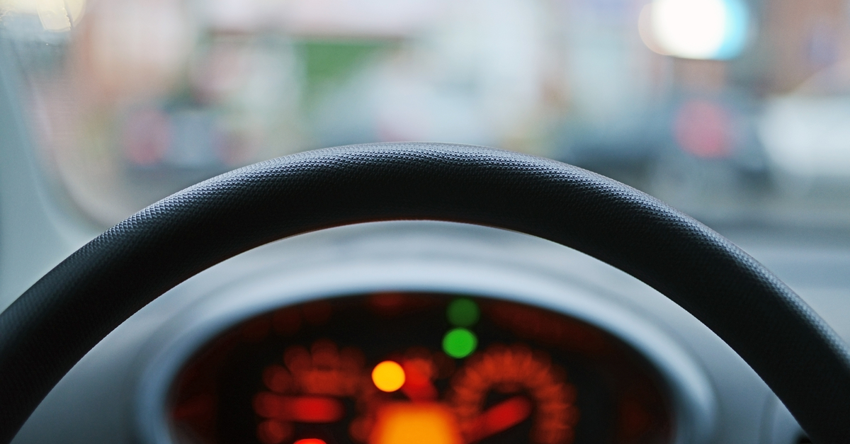 3 REASONS WHY YOUR STEERING WHEEL IS HARD TO TURN